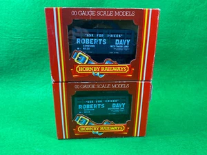 HORNBY MODEL RAILWAYS OO GAUGE A PAIR OF ROBERTS DAVY COKE WAGONS NO.25 (637x2) - Picture 1 of 5