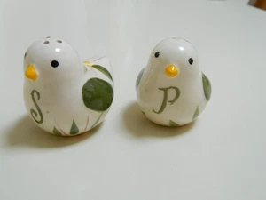 Vintage Ceramic Chubby Baby Chick Bird Salt and Pepper Shaker - Picture 1 of 5