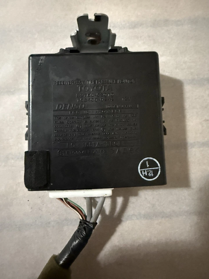 06-15 Lexus IS250 IS350 TPMS MÓDULO DE CONTROL DE PRESIÓN DE NEUMÁTICOS OEM 89760-53020 Foto 1 de 4