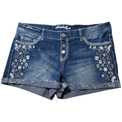 Women’s Amethyst Jeans Denim Sz 13 Embroidered Roll Up Shorts Button Fly  - Image 1 of 4