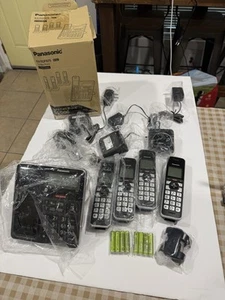 Panasonic Cordless Phone w/ Call Block, Bluetooth, Answering Machine, KX-TGF975B - Zdjęcie 1 z 18