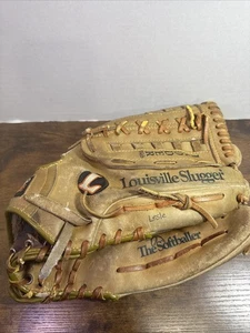 Louisville Slugger Player Series The Softballer Glove HBG9 13.5" RHT Throw Tan - Picture 1 of 9
