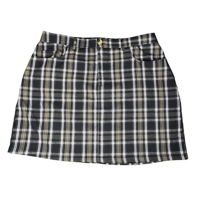 FOREVER 21+ Sz 1X Front Pockets Black Plaid A-Line Mini Skirt Women's - Image 1 of 4