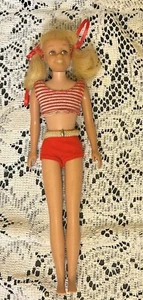 Vintage 1963 Mattel Skooter Barbie Doll Brunette Original Clothes #1040 - Picture 1 of 9