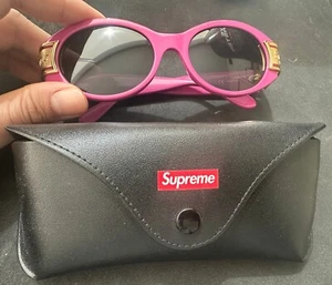 Supreme Plaza Sunglasses Magenta SS18 - Picture 1 of 2