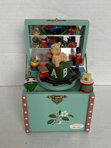 Christmas Themed Musical Toy Box Song Played (Toyland) - Picture 1 of 7