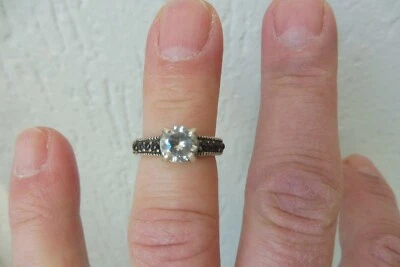 Bel Vecchio Anello In Argento 925 Con Pietra Smerigliata E Onice - Immagine 1 di 4