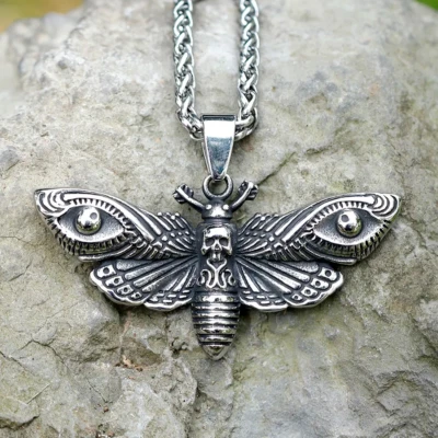 Moth Skull Necklace Jewelry Vintage Silvery Butterfly Bee Pendant Foto 1 de 4