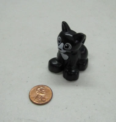 ¡Nuevo! Lego Duplo gato negro mascota con bigotes anchos ojos negros para granja granjero casa Foto 1 de 3