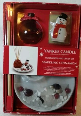 Yankee Candle Christmas Sparkling Cinnamon  Fragranced Reed Decor Set - NIB - Image 1 of 4