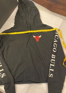 Chicago Bulls Hoodie Kinder XL schwarz Worte an den Ärmeln - Bild 1 von 12