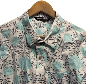 Travis Mathew Men's Size L Blue/White Floral Hawaiian Short Sleeve Stretch Shirt - Picture 1 of 5