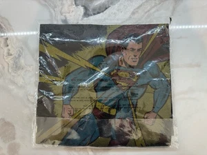 Kith x Superman Lightning Bolt T-Shirt Größe XL Brandneu in der Hand - Bild 1 von 6
