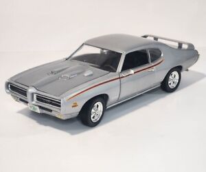 1969 Pontiac GTO "JUDGE" Ertl 1/18 Scale “Street Machine Series"Limited Edition