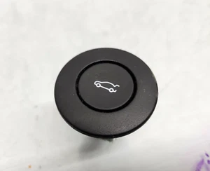 2013-2017 Cadillac ATS Trunk Open Switch Oem - Picture 1 of 6
