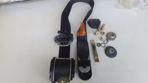 Cintura di sicurezza anteriore sinistra nera, VW Polo 86C 2F, n. 867857705B - Foto 1 di 7