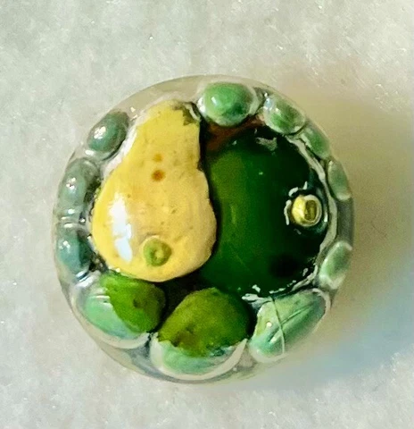 Antique/Vintage 2=Piece Glass Picture Button - Green lowers Cover