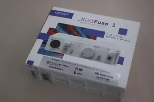 Arturia MiniFuse 1 USB Audio Interface, White from Japan - Picture 1 of 10