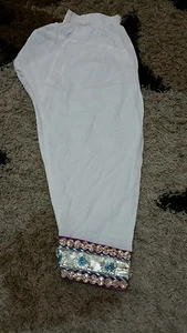 White Lace ( Shalwar ) - Picture 1 of 6