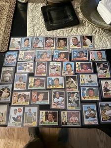 40 Old Baseball Cards From The 1960s - Picture 1 of 7
