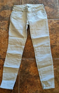 NWT's! Eddie Bauer Women's Sz 2 Slightly Curvy Skinny Leg Tan Corduroy Pants - Picture 1 of 3