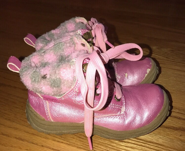 Botas CARTER'S Rosa Brillante Imitación Piel Cuadros ALASKA Niñas Pequeñas Zapatos Talla 9 # Foto 1 de 4