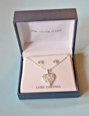 NUEVO Collar Corazón con Aretes Pura Astilla Chapada Joyería Circonita Cúbica Foto 1 de 3