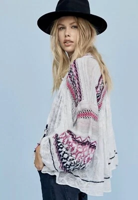 Suéter Cárdigan Swingy Tejido Crochet Free People Dreamland Talla M $168 Foto 1 de 4