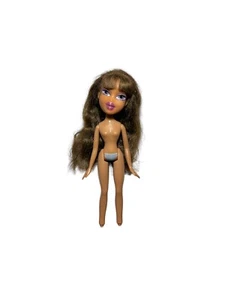 BESCHÄDIGTE Bratz Prinzessin Yasmin Puppe WIE BESEHEN (LESEN) - Bild 1 von 12