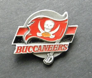 TAMPA BAY BUCCANEERS NFL CALCIO BAVERO SPILLA DISTINTIVO 1 POLLICE - Foto 1 di 1
