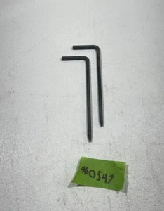 Headlight Pins Fits 00-06 Chevy Silverado And ￼SUBURBAN 1500 - Picture 1 of 3