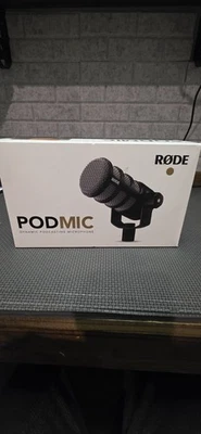 Micrófono dinámico para podcasting Rode PodMic Foto 1 de 4