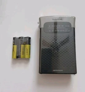 Vintage RadioShack AM/FM/Radio Taschenradio getestet! - Bild 1 von 8
