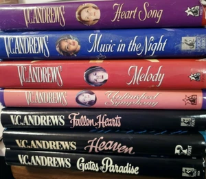 Lot Of 7 VC Andrews Hardcover Books : Heaven, Melody, Music in the night + - Foto 1 di 1