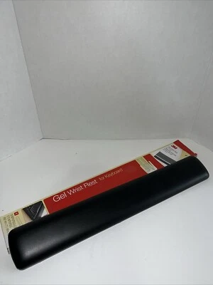 Reposamuñecas de gel grande 3M para teclados, 19"H x 0,8"W x 2,8"D, negro Foto 1 de 4