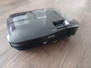 Epson HD Beamer EH-TW 450 mit Fernbedienung und Stromkabel - Bild 1 von 4