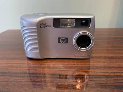 HP PhotoSmart 120 1.0MP Digital Camera - Silver - Image 1 of 4
