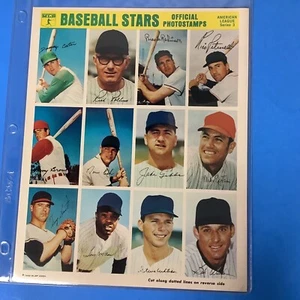 1969 MLB baseball stars official photo stamps AL series 3 Brooks Robinson - Picture 1 of 6