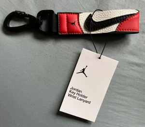 BNWT Nike Jordan 1 Chicago Leather Trophy Key Holder Clip Lanyard - Picture 1 of 5
