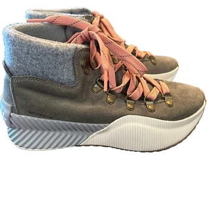 SOREL Out N About III Conquest Waterproof Suede Snow Boot Stone Green NEW Size 6 - Picture 1 of 9