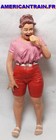 Figurine femme mangeant un hot dog 45502 échelle G 1/22,5 Preiser
