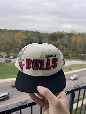 Chapéu SnapBack NOS Chicago Bulls Sports Specialties Shadow - Imagem 1 de 4