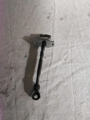 Correa de cierre de puerta derecha Honda CR-V 2013 AMD162008 Foto 1 de 4