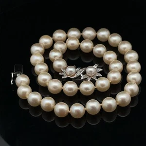 Vintage 10mm Pearl 14k White Gold Diamond Flower Spray Clasp Choker Necklace - Picture 1 of 7