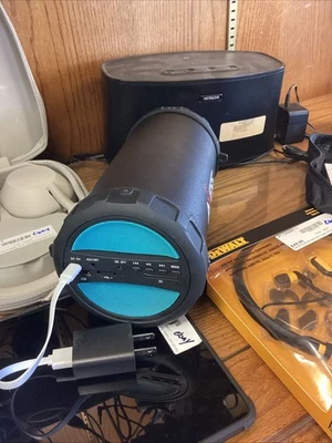 Altavoz inalámbrico Bluetooth Axess SPBT1041 con radio incorporada Foto 1 de 2