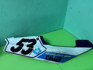 CARENADO LATERAL TRASERO PANEL TRASERO SUZUKI RGV 250 VJ22 RH - Imagen 1 de 10