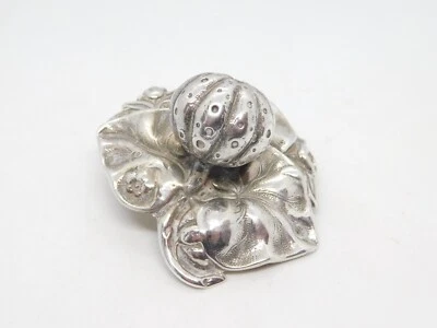 Tetera victoriana de plata esterlina con remate de fresa y fruta antigua c1860 Foto 1 de 4