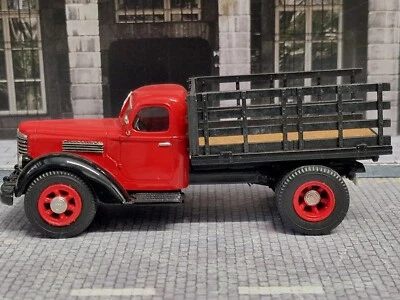 US MODEL MINT / BROOKLIN 1/43 - International KB-12 RED "Stake Truck" - Immagine 1 di 4