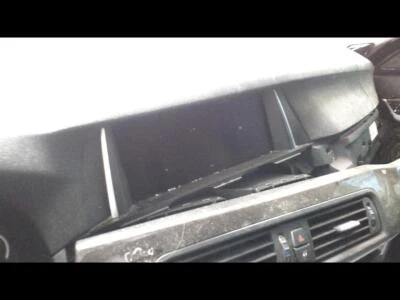 Pantalla de infoentretenimiento usada se adapta a: BMW 535I 2016 pantalla de visualización tablero delantero 10`` scr Foto 1 de 4