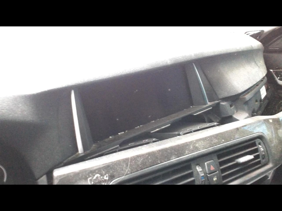 Pantalla de infoentretenimiento usada se adapta a: BMW 535I 2016 pantalla de visualización tablero delantero 10`` scr Foto 1 de 4